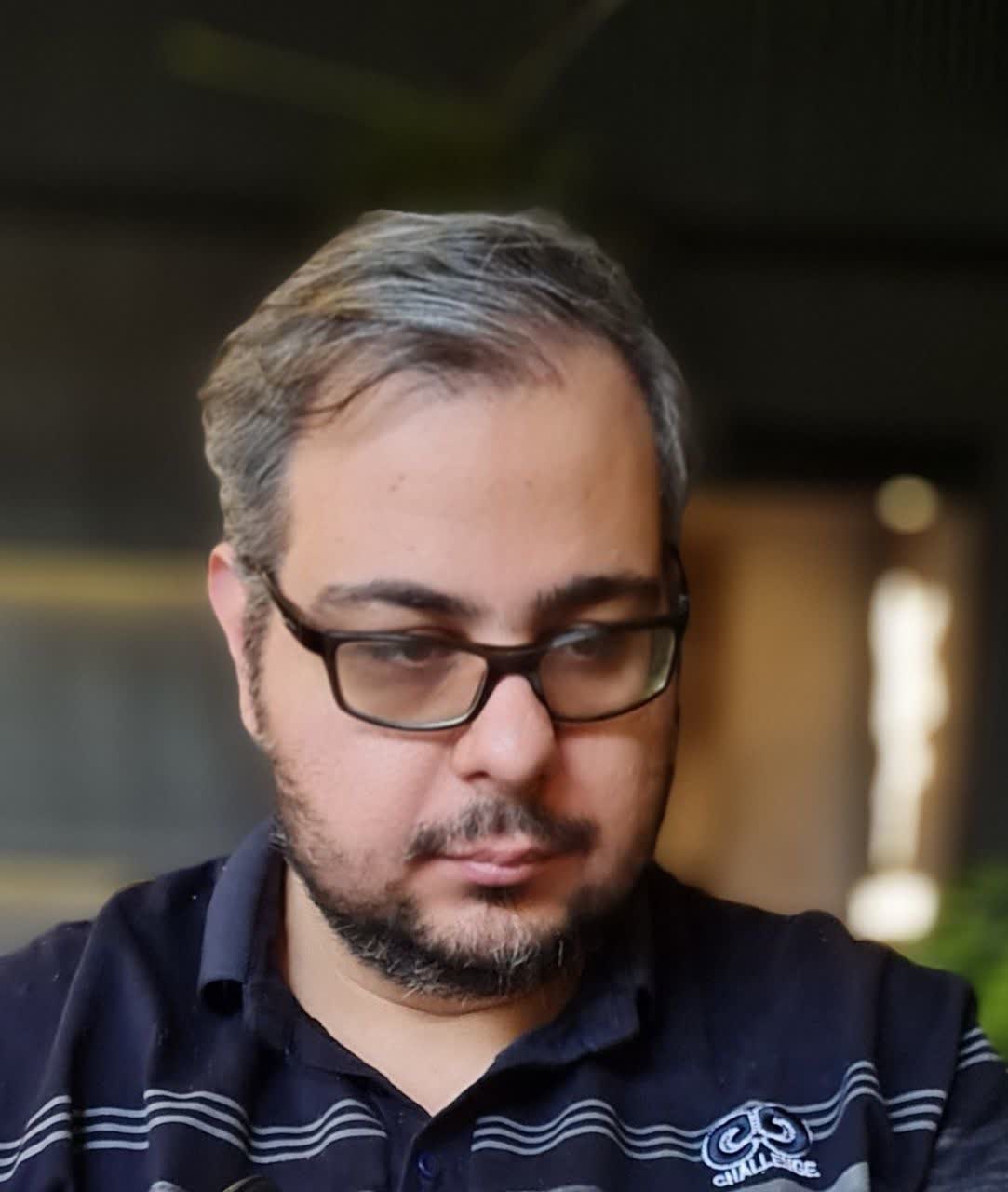 دکتر محمد عارف نیا